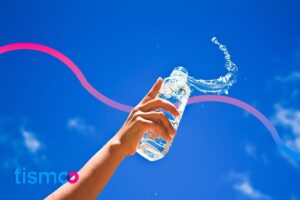 Hidratação Criativa: estratégias para crianças com dificuldade em ingerir água / Tismoo